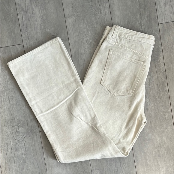 H&M Ecru Cream High Rise Denim Jeans Classic Style, Size 10 - Picture 1 of 13